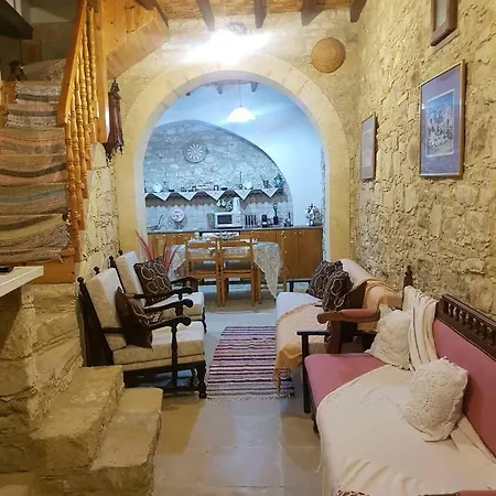 To Konaki Tis Holiday home *